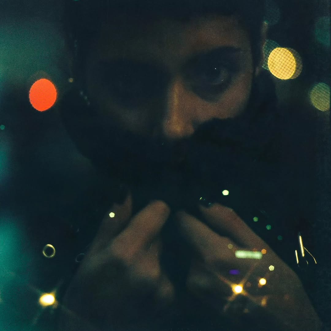 Bajo la lluvia — Gastón Fontenla